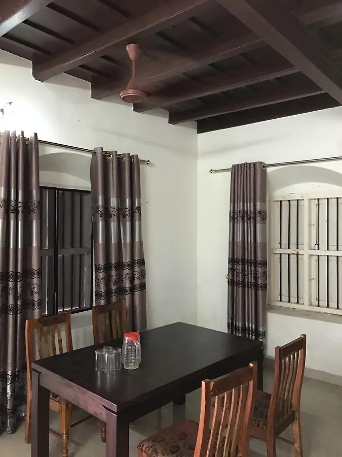 Palm Rivera Kochi Guest house